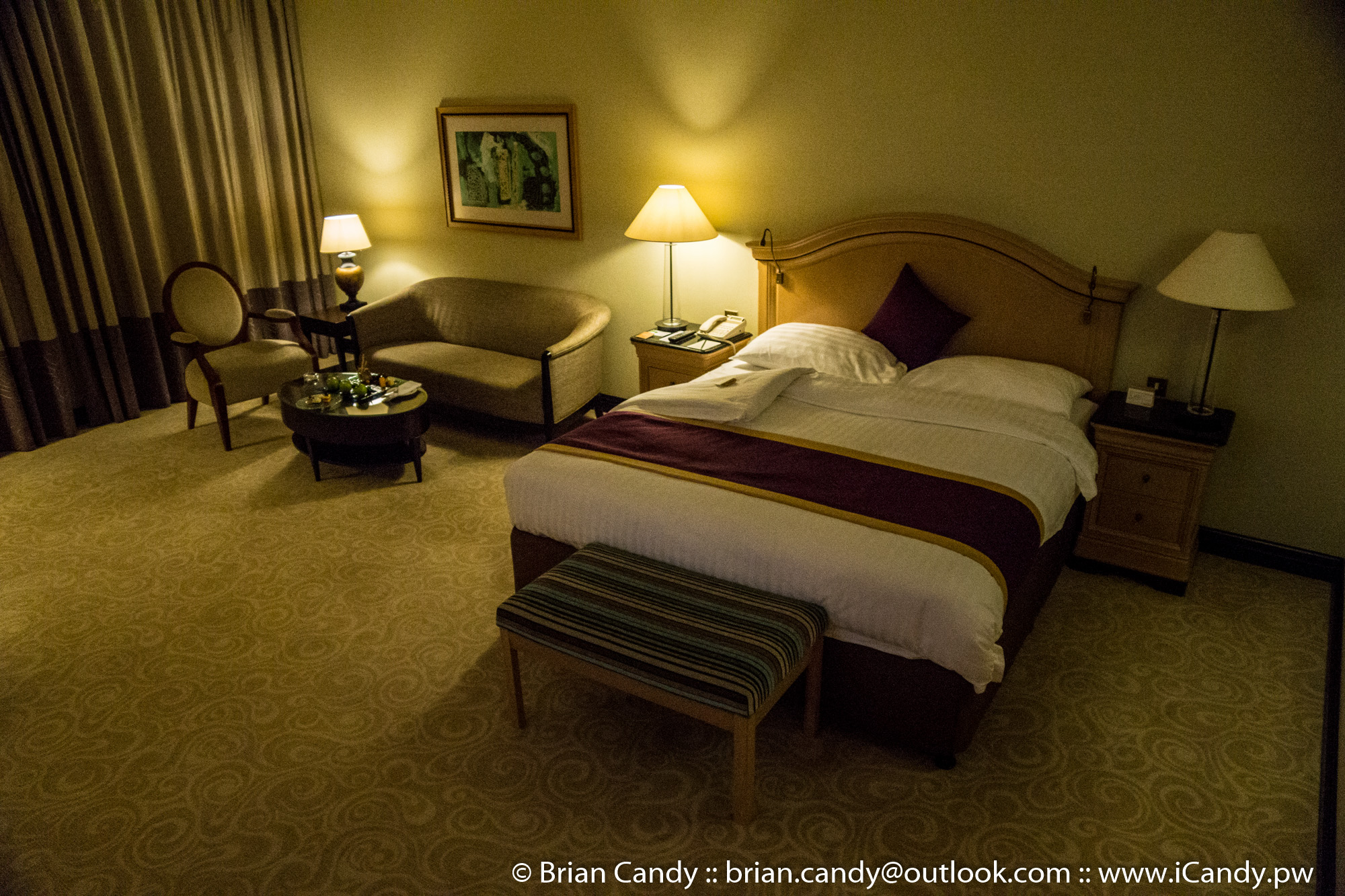 Mövenpick Doha Deluxe King Bedroom